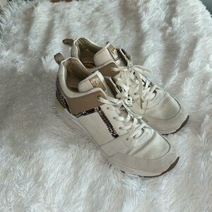 Michael Kors sneakers!